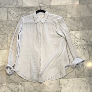 Casual button up shirt